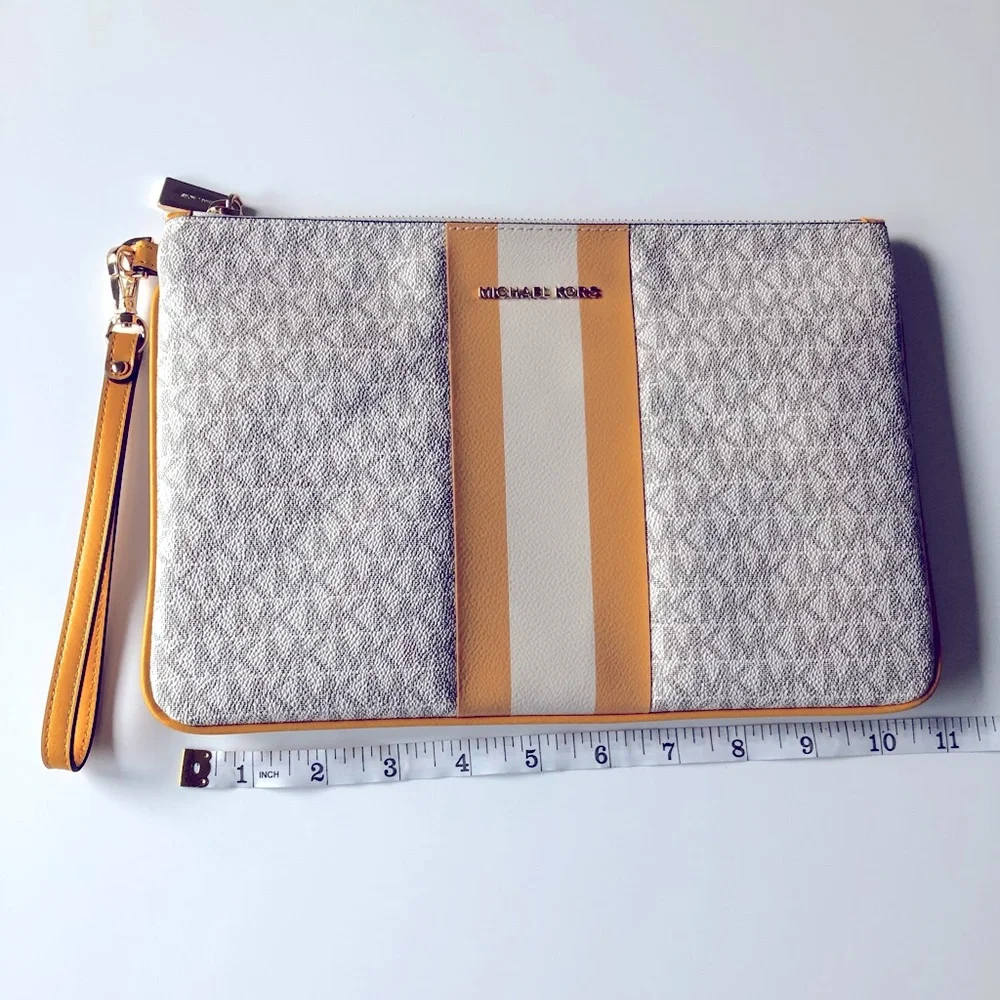 New Michael Kors Large Logo Wristlet